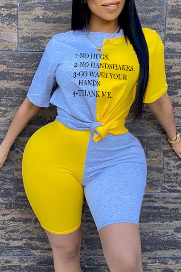 

Lovely Casual Letter Patchwork Yellow Plus Size Two-piece Shorts Set