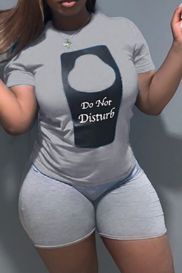 

Lovely Sportswear Print Grey Two-piece Shorts Set