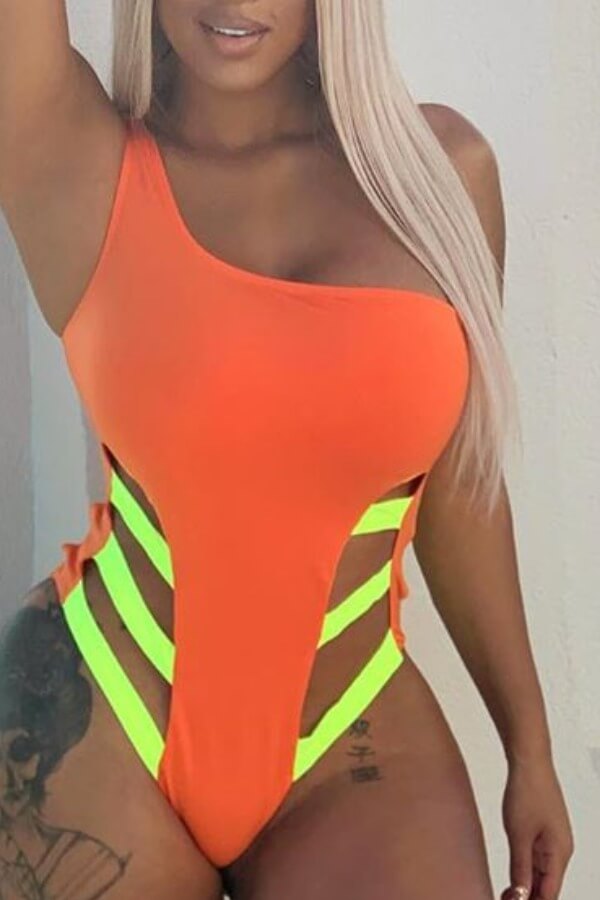 

Lovely Cut-Out Croci One-piece Swimsuit