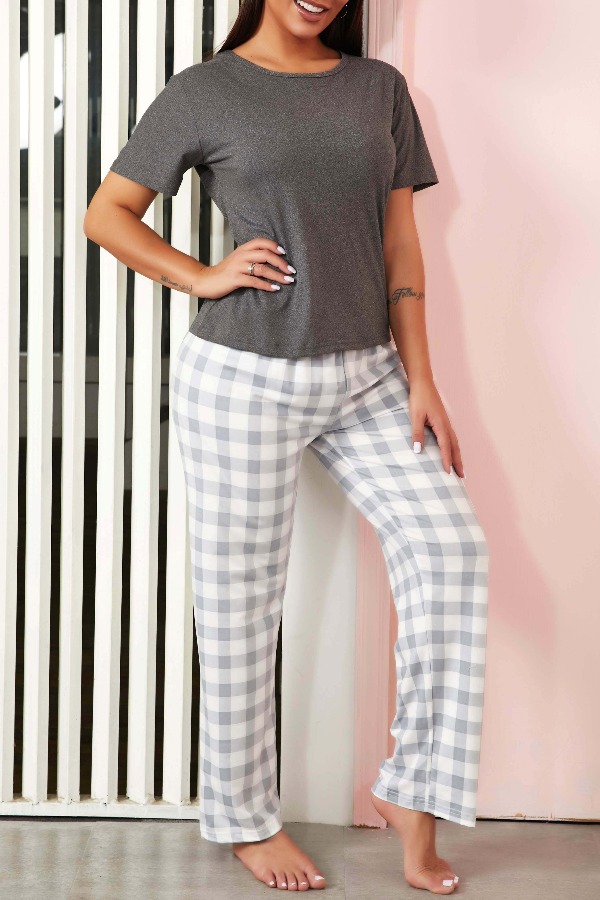 

Lovely Leisure Grid Grey Sleepwear