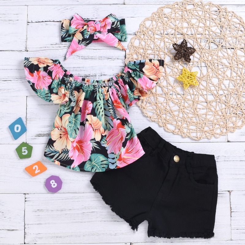

lovely Sweet Plants Print Black Girl Two-piece Shorts Set