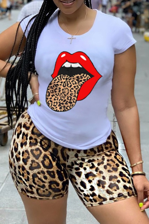 

lovely Casual Lip Print White Plus Size Two-piece Shorts Set