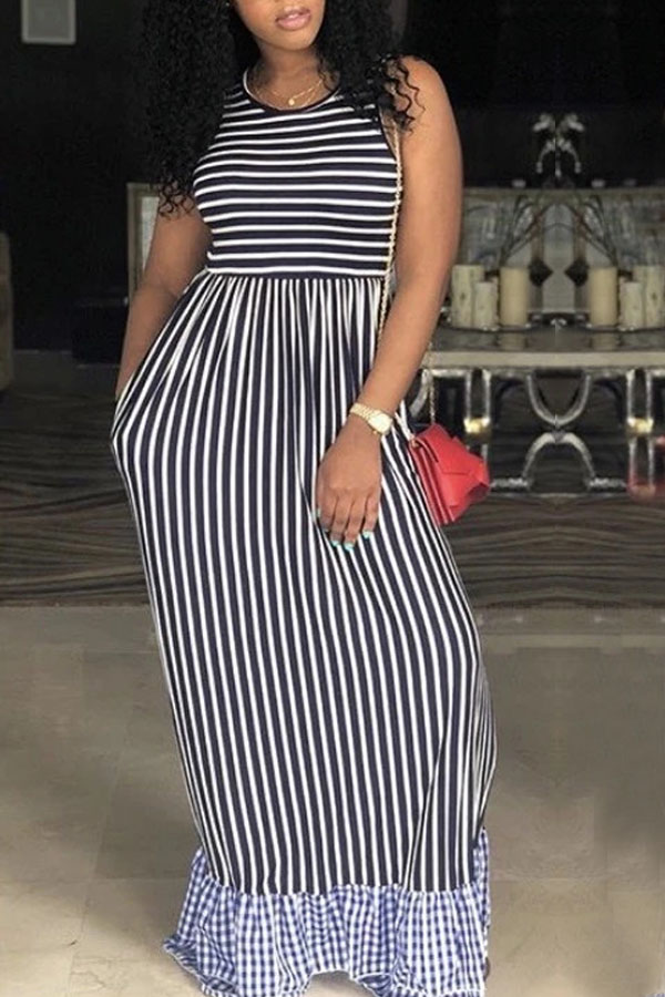 

lovely Leisure Striped Black Maxi Dress