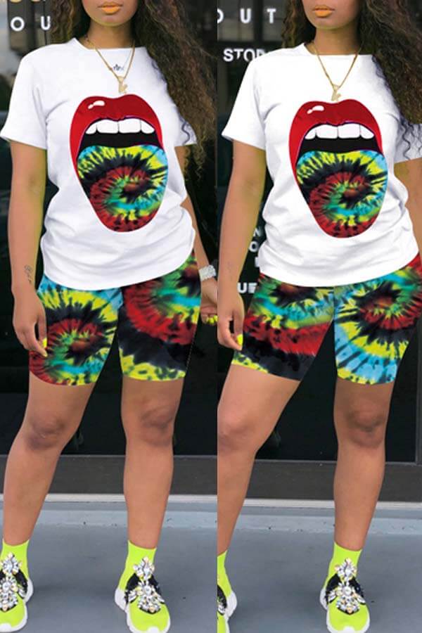

LW Leisure Lip Print Green Two-piece Shorts Set