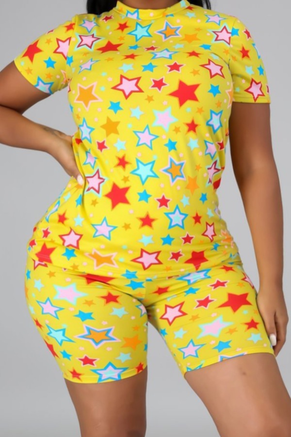 

Lovely Leisure O Neck Print Yellow Plus Size Two-piece Shorts Set