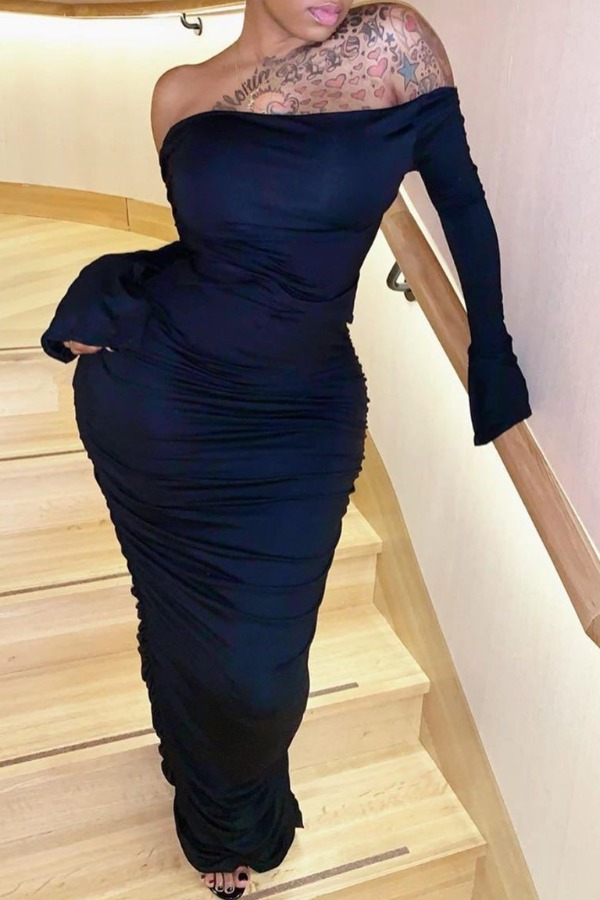 

lovely Casual Dew Shoulder Fold Design Black Two-piece Skirt Set