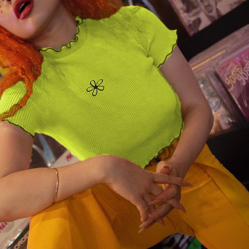 

lovely Sweet Embroidered Green T-shirt