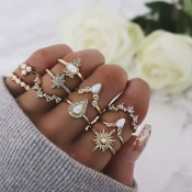 lovely Stylish 5-piece Gold Ring
