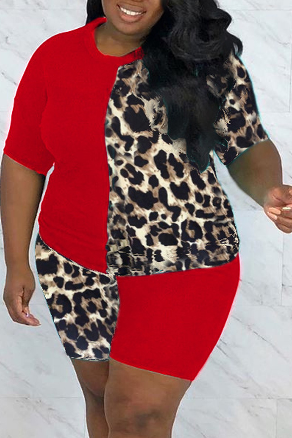 

lovely Casual Patchwork Print Red Plus Size Two-piece Shorts Set