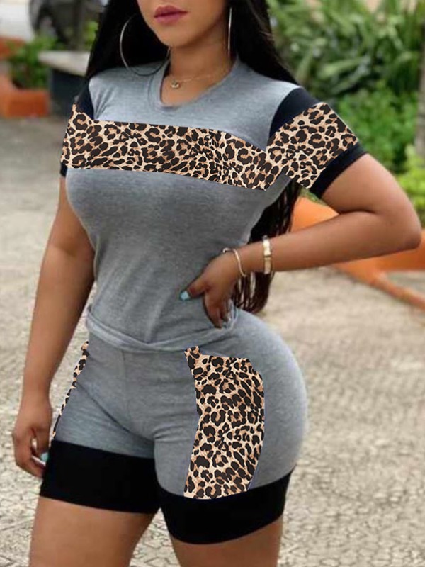 

lovely Casual O Neck Print Patchwork Grey Two Piece Shorts Set