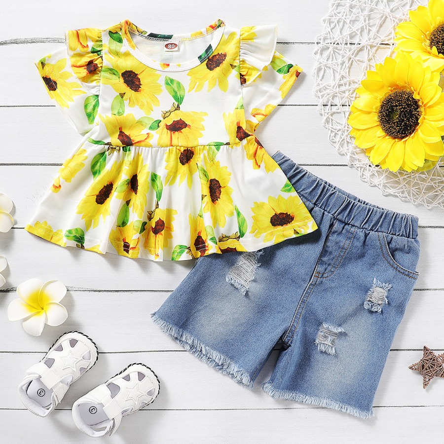 

lovely Stylish Floral Print Yellow Girl Two-piece Shorts Set