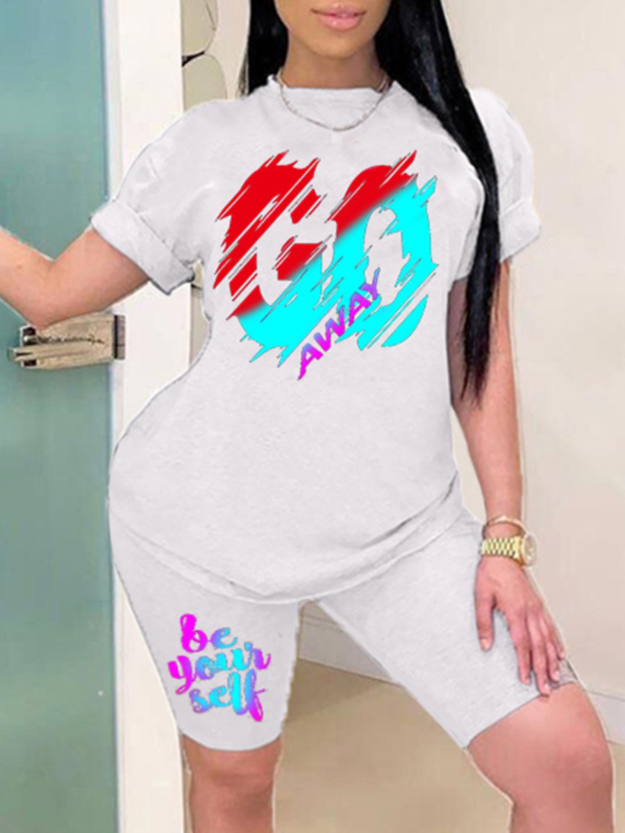 

Lovely Plus Size Sportswear O Neck Letter Print White Two-piece Shorts Set
