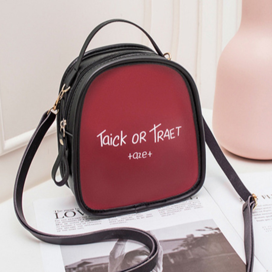 

lovely Casual Letter Print Red Crossbody Bag