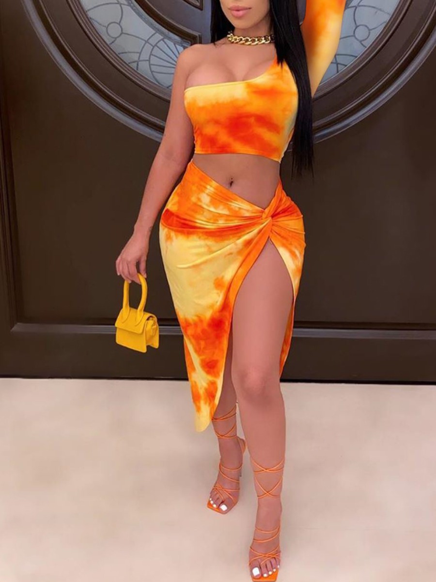 

lovely Casual One Shoulder Tie Dye Croci Two Piece Skirt Set(Batch Print