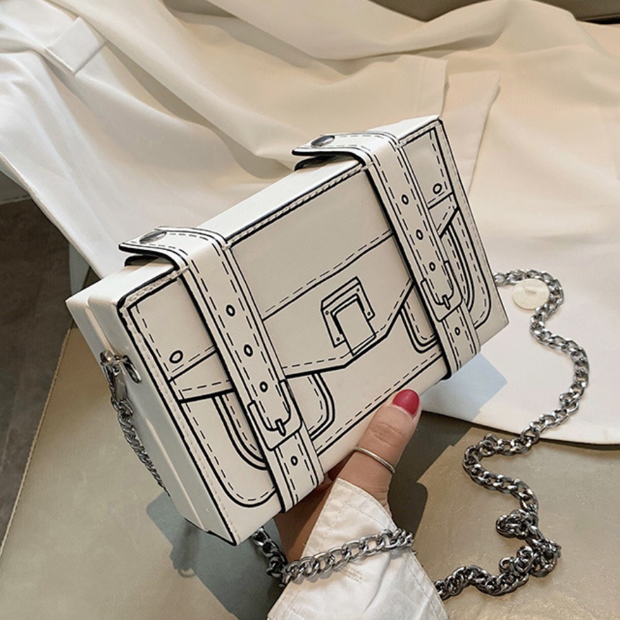 

lovely Stylish Chain Strap White Messenger Bag