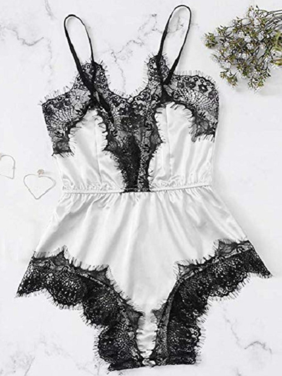

lovely Sexy Lace Patchwork White Sleepwear