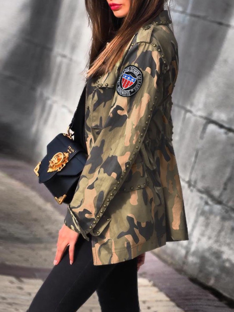 

lovely Stylish Turndown Collar Rivet Decorative Camo Print Long Coat
