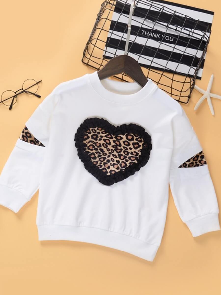 

Lovely Casual O Neck Heart White Girl Hoodie