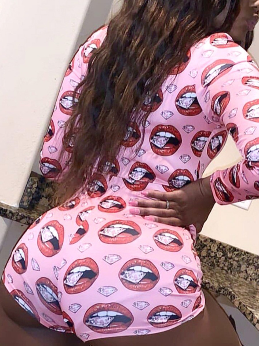 

lovely Sexy V Neck Lip Print Pink Plus Size One-piece Romper