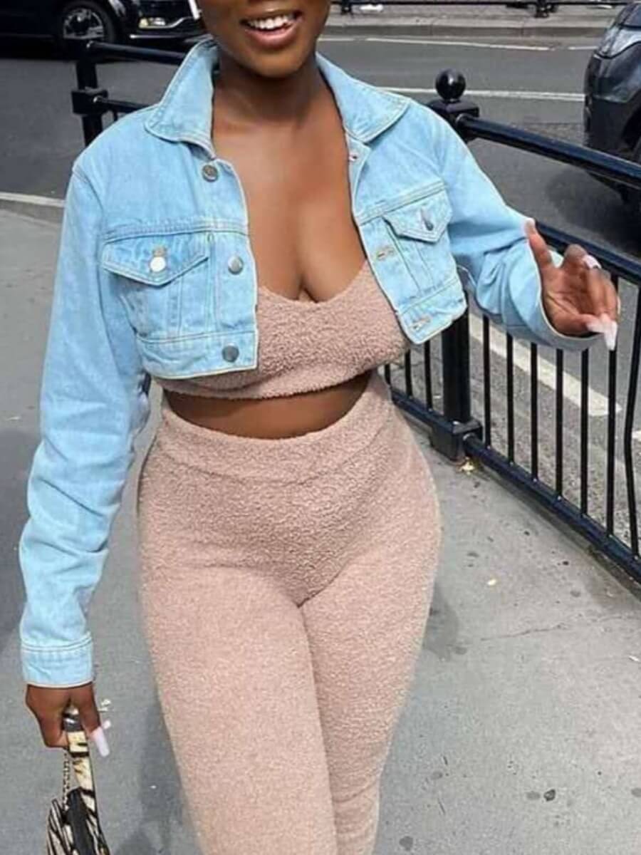 

Lovely Casual Turndown Collar Buttons Design Blue Denim Jacket
