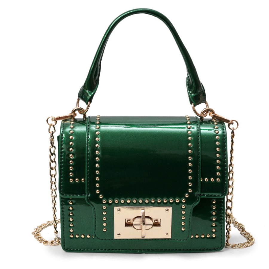 

Lovely Stylish Chain Strap Green Crossbody Bag