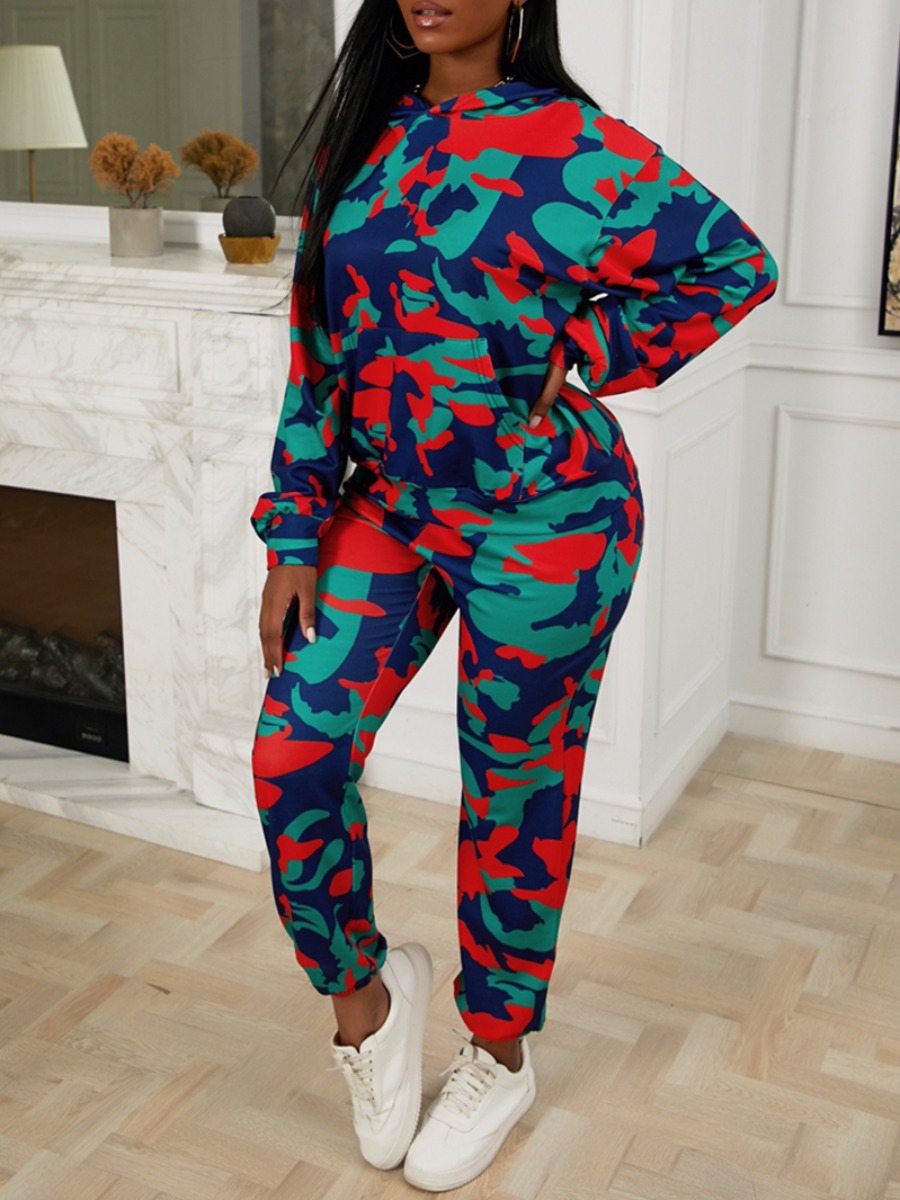 

lovely Sportswear Hooded Collar Camo Print Red Two Piece Pants Set, Red camouflage