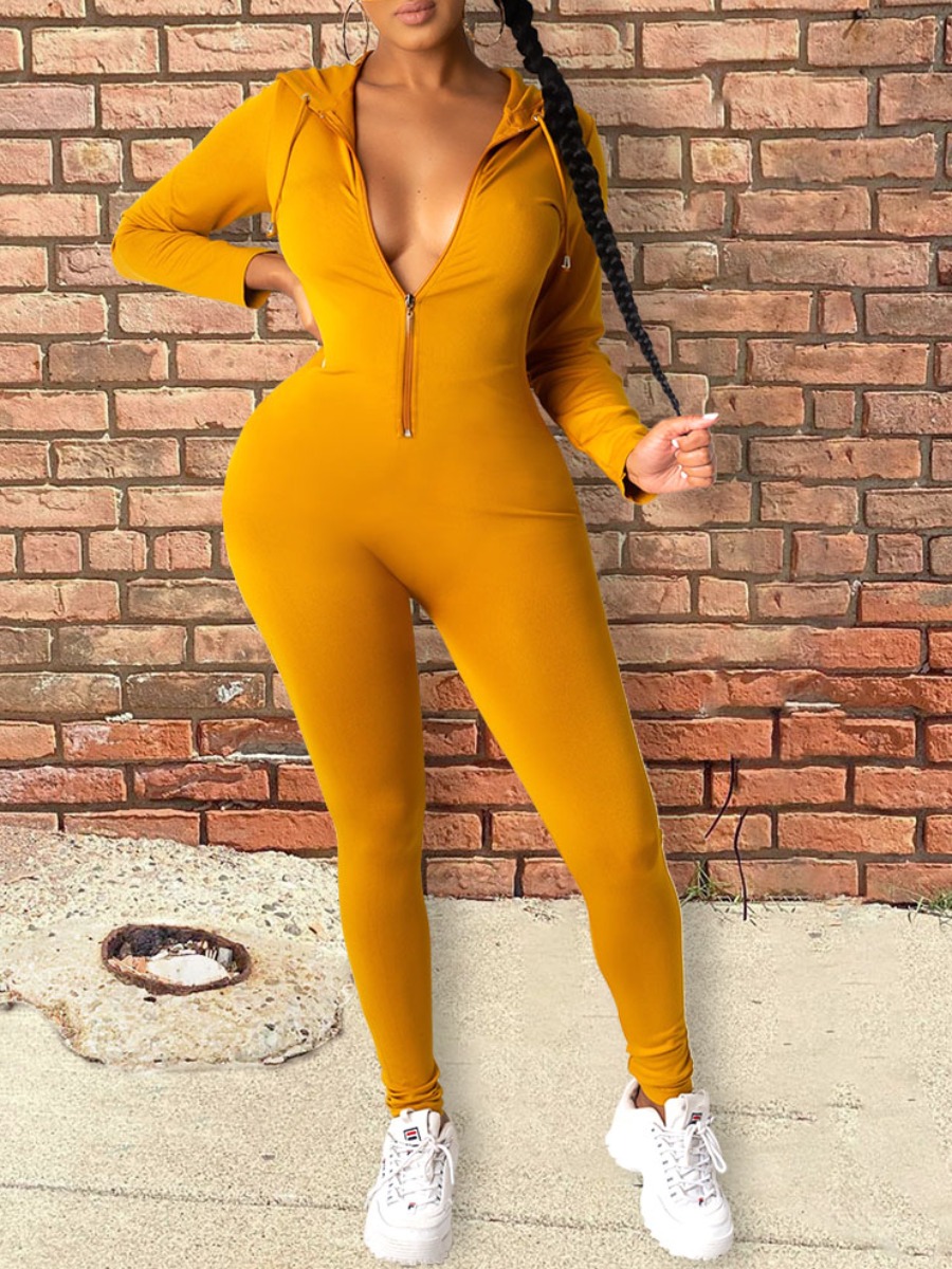 

lovely Sportswear Hooded Collar Zipper Design Yellow One-piece Jumpsuit