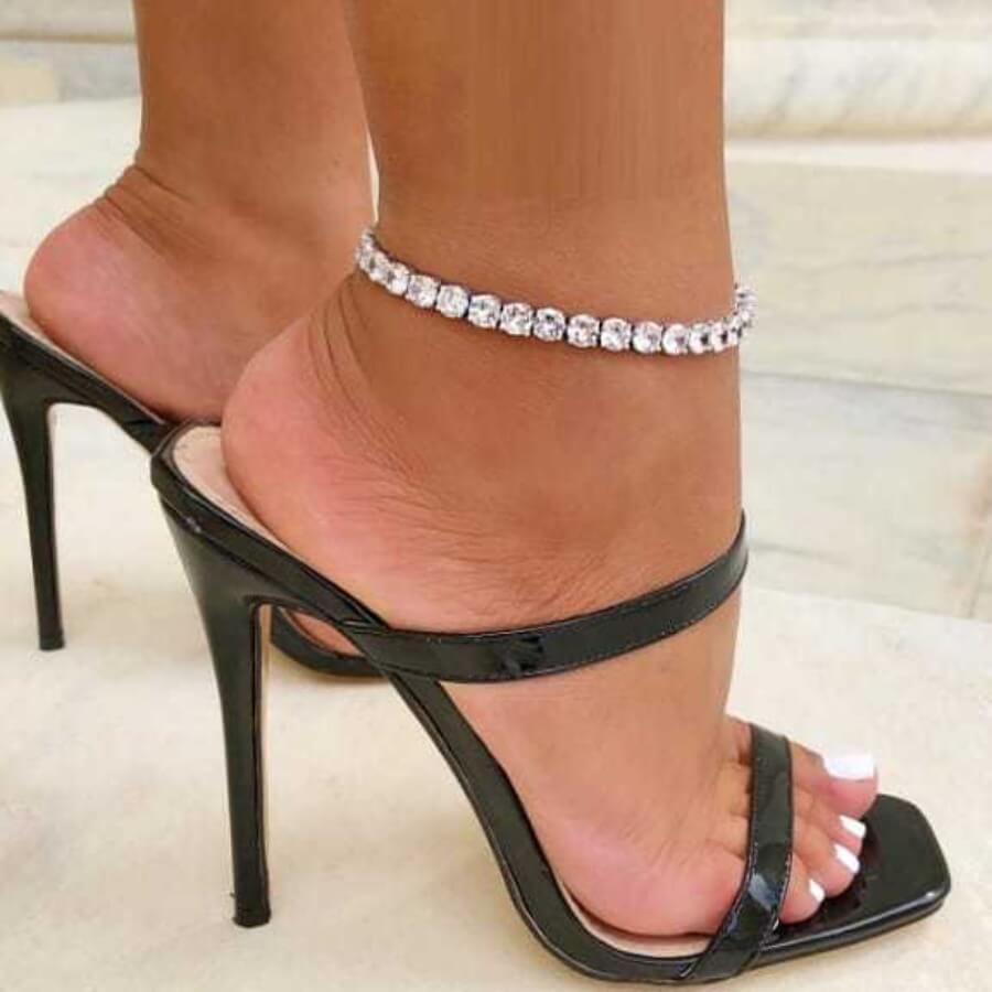 

LW Trendy Rhinestone Decorative Silver Anklet