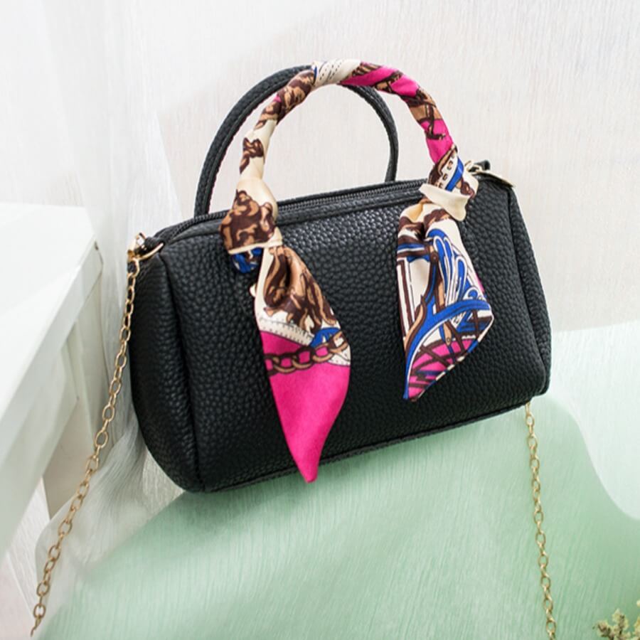 

Lovely Chic Chain Strap Black Crossbody Bag