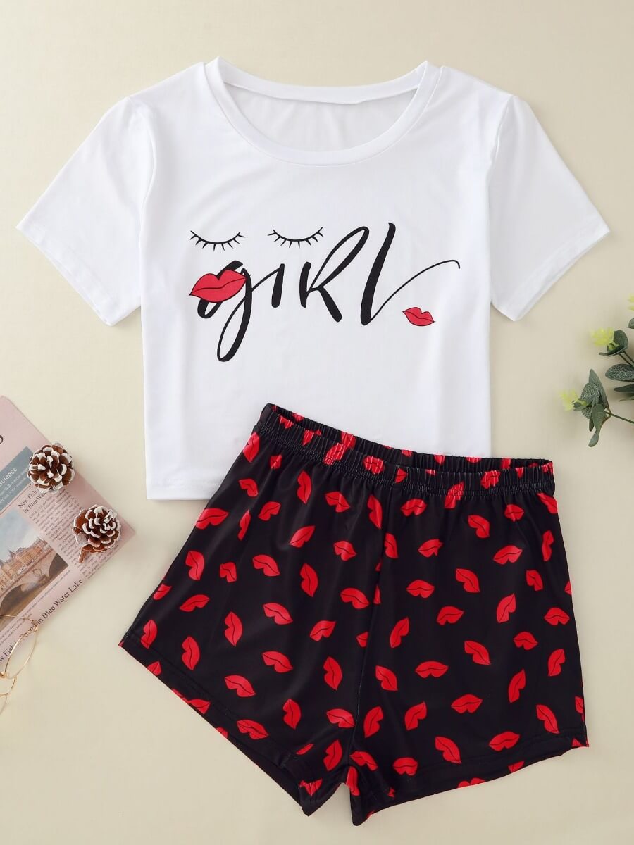 

Lovely Casual O Neck Print White Sleepwear