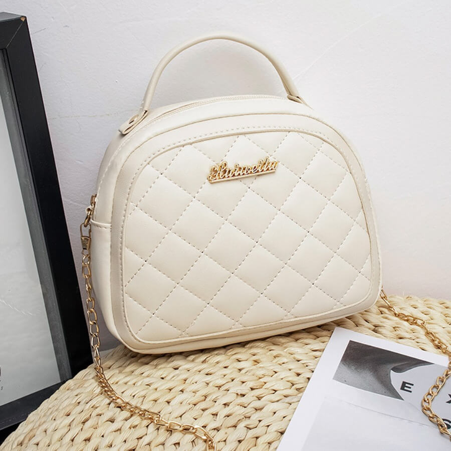 

Lovely Vintage Chain Strap White Crossbody Bag