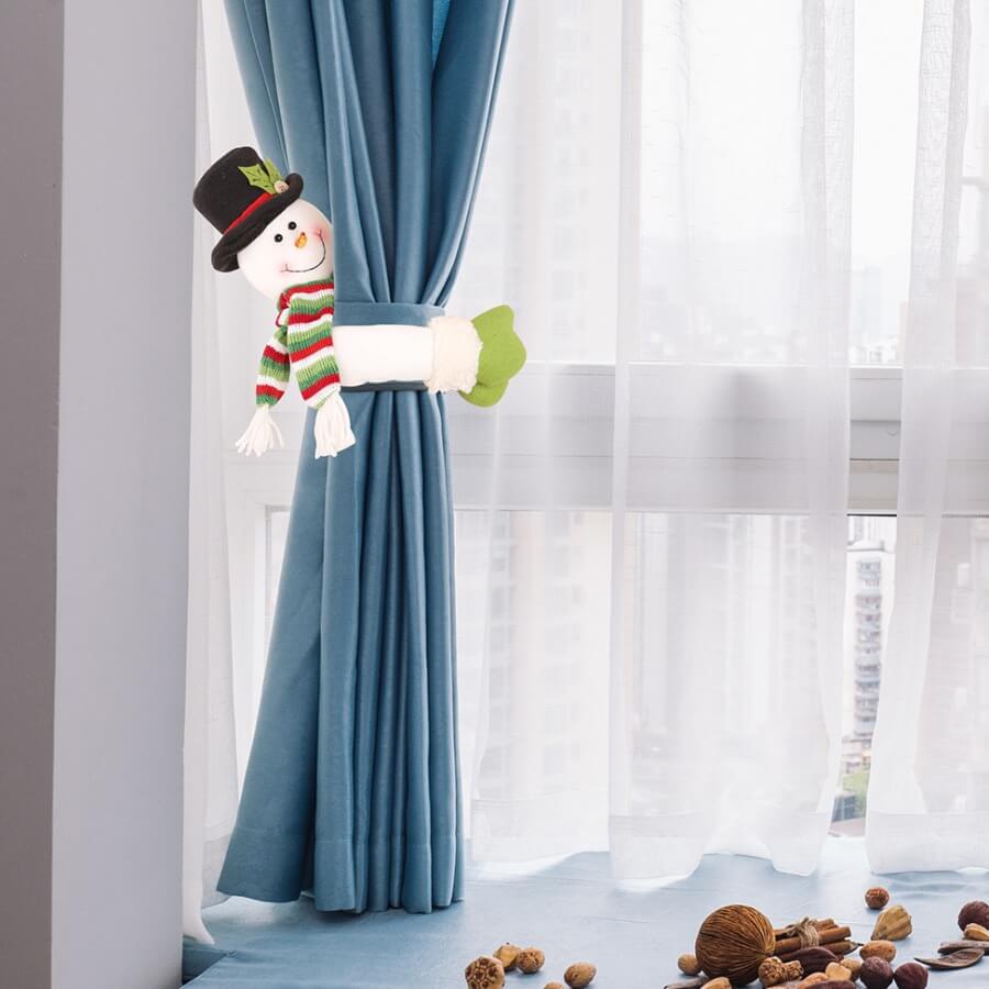 

Lovely Christmas Day Cartoon Green Decorative Curtain Buckle