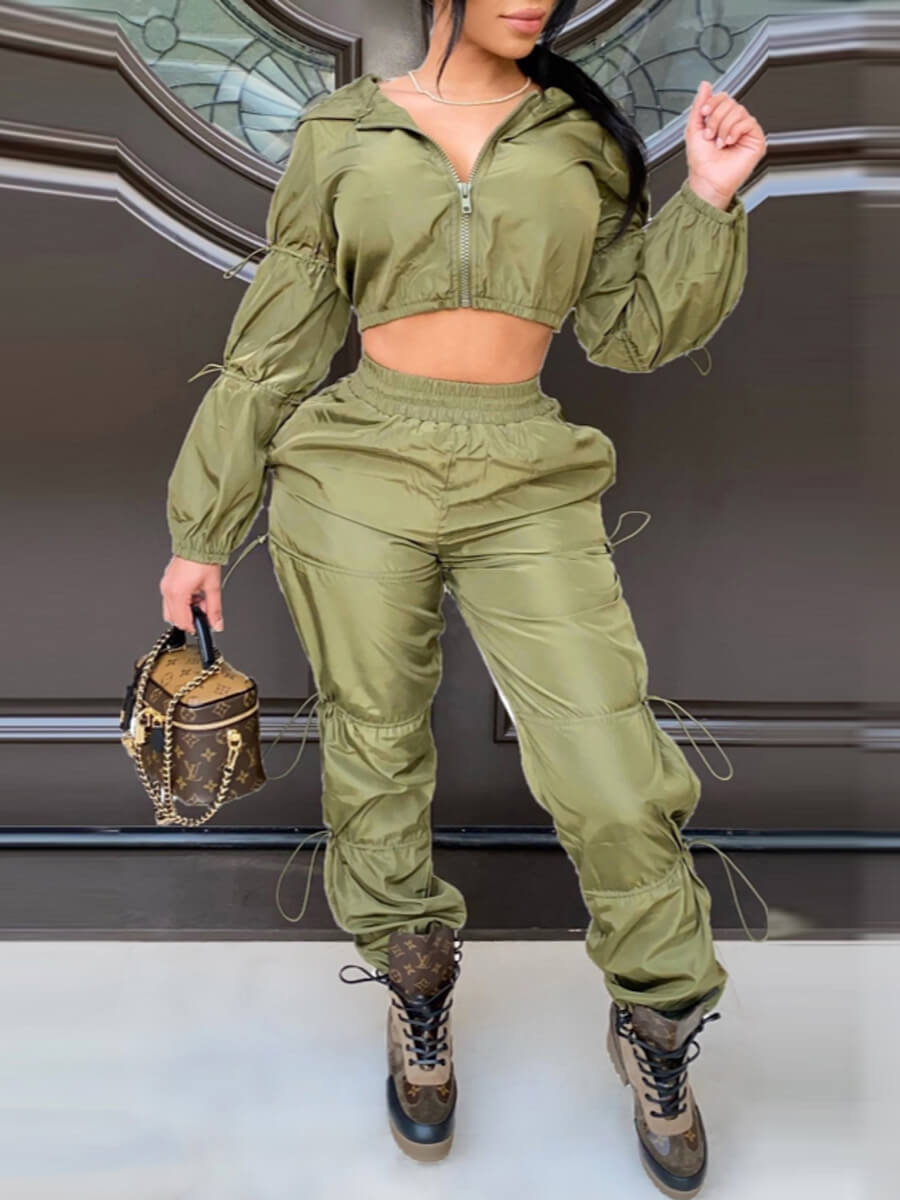 

Lovely Street Hooded Collar Fold Design Green Two Piece Pants Set