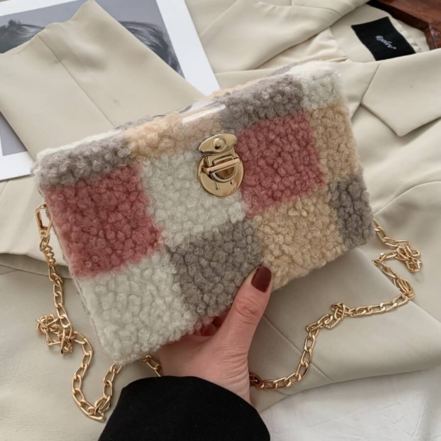 

Lovely Stylish Chain Strap Grid Pink Crossbody Bag