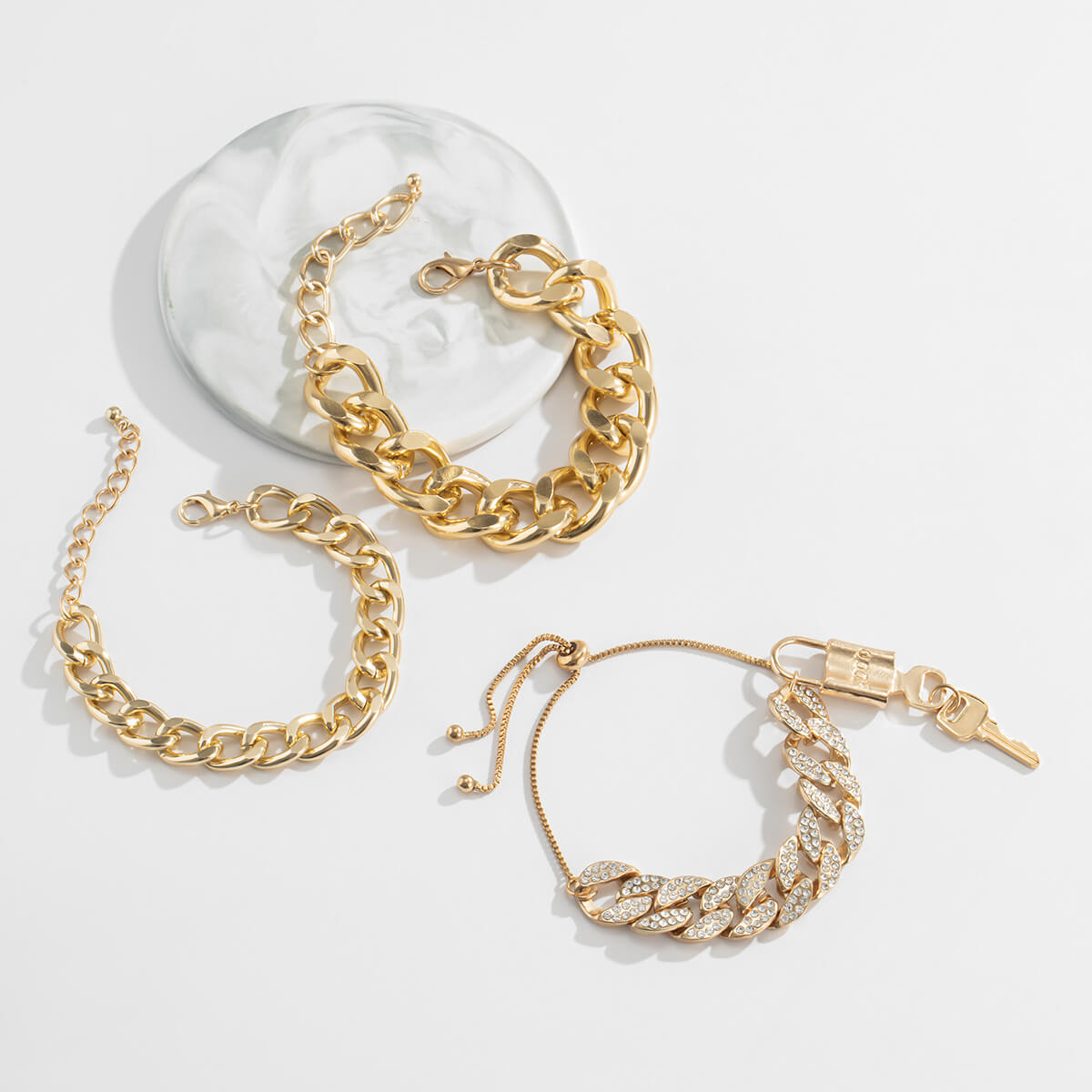 

Lovely Trendy Hollow-out Gold Bracelet