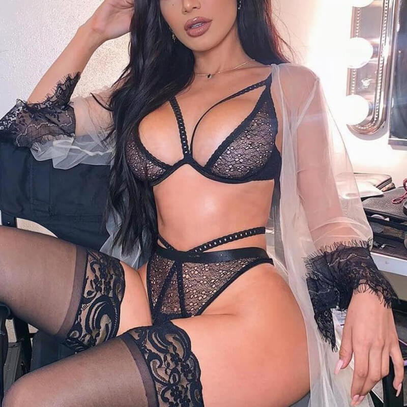 

Lovely Sexy Hollow-out Black Bra Sets