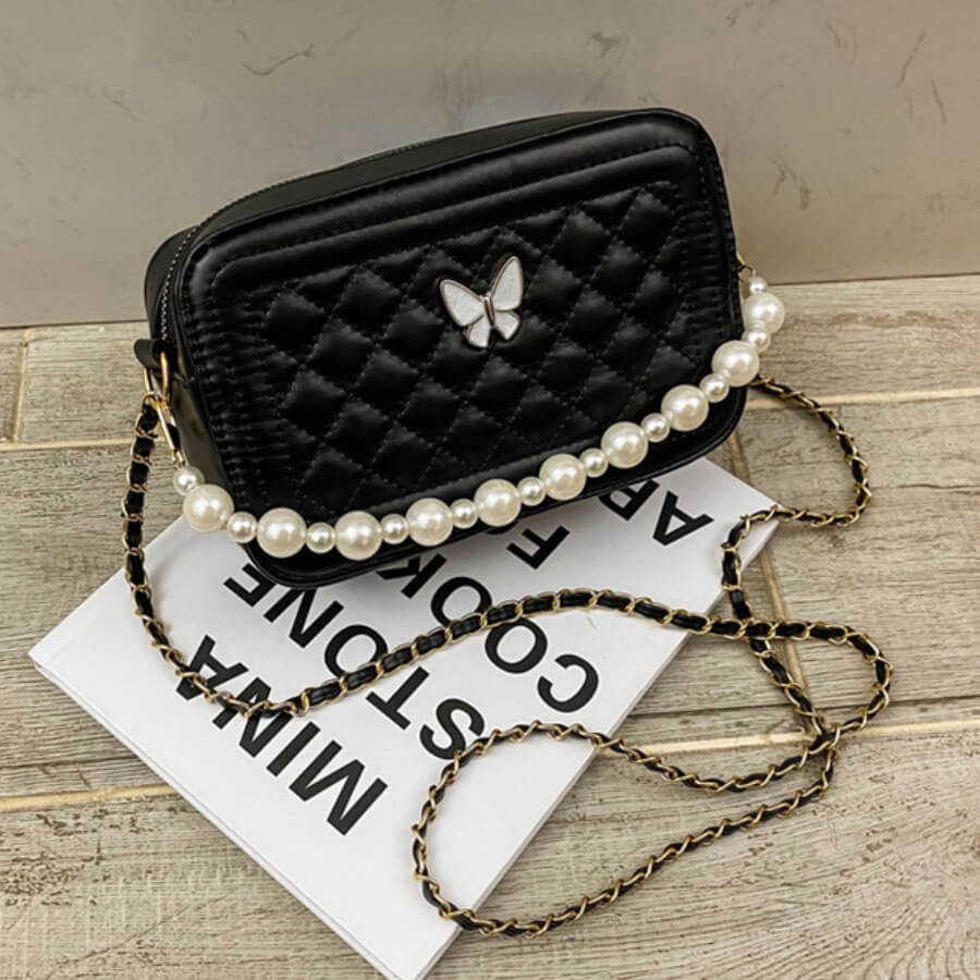 

Lovely Stylish Chain Strap Black Crossbody Bag