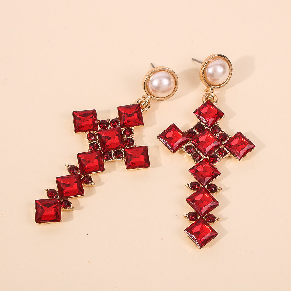 

Lovely Retro Rhinestone Decorative Red Necklace