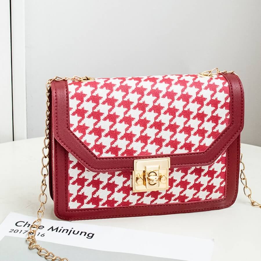 

Lovely Stylish Chain Strap Print Red Crossbody Bag