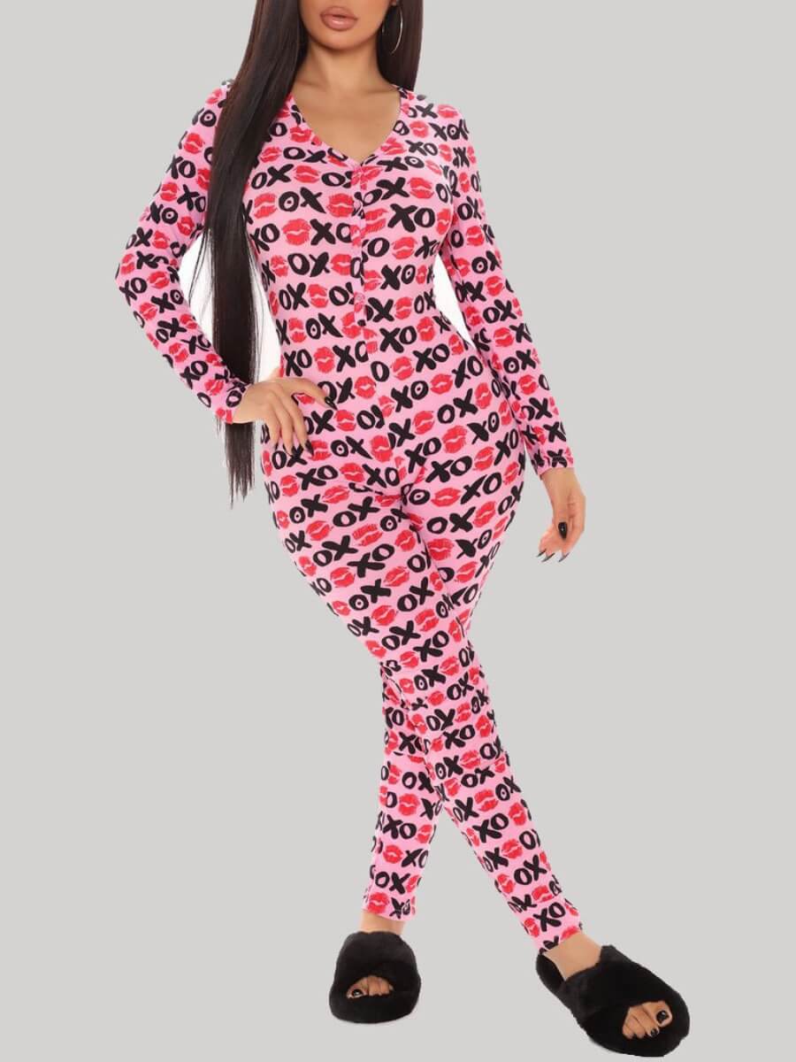 

Lovely Casual Lip Print Button Design Pink Sleepwear