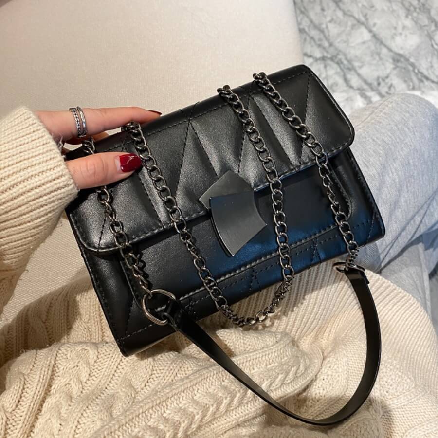 

Lovely Casual Geometric Black Crossbody Bag