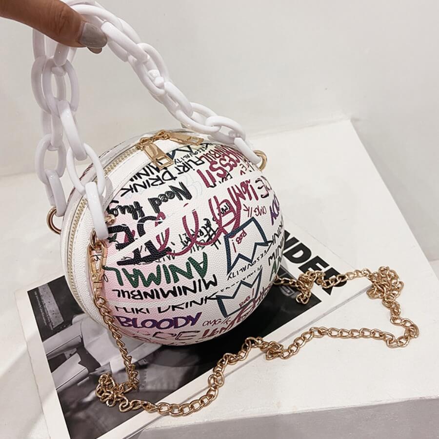 

Lovely Chic Chain Decoration Letter Print White Crossbody Bag