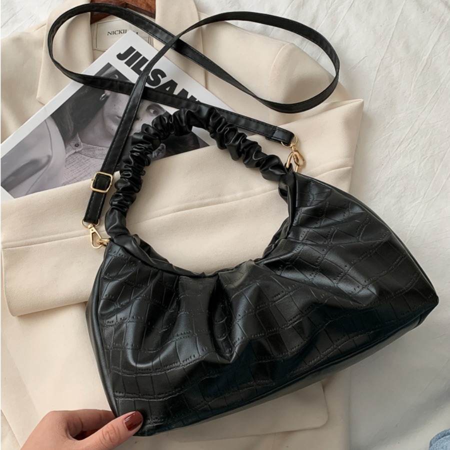 

Lovely Casual Fold Design Black Crossbody Bag