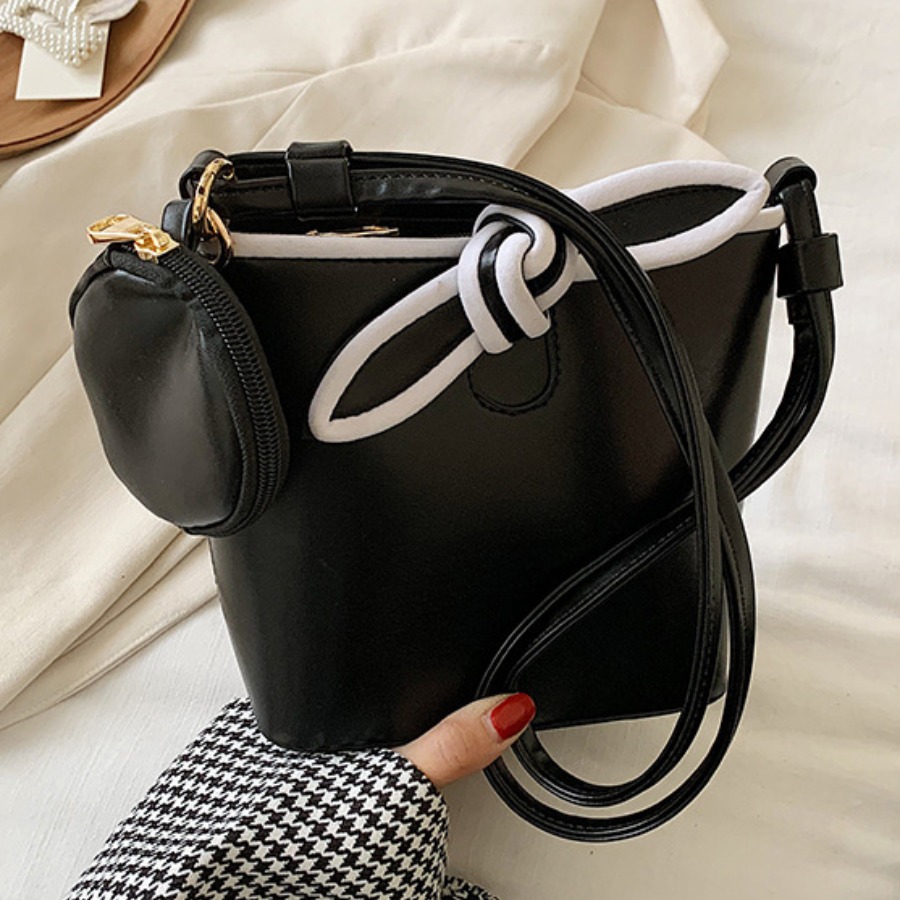 

Lovely Casual Bandage Design Black Crossbody Bag