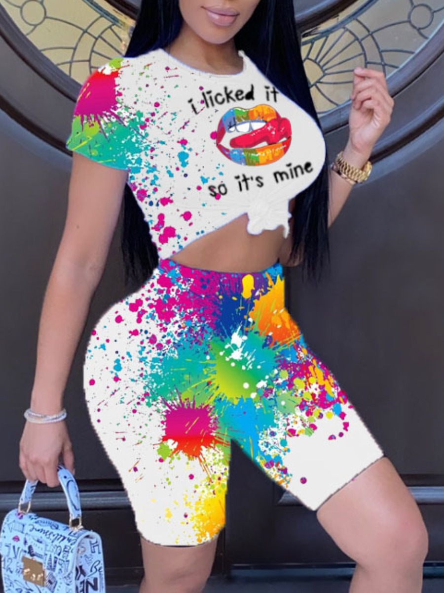 

Lovely Street Splash Ink Lip Print White Two Piece Shorts Set