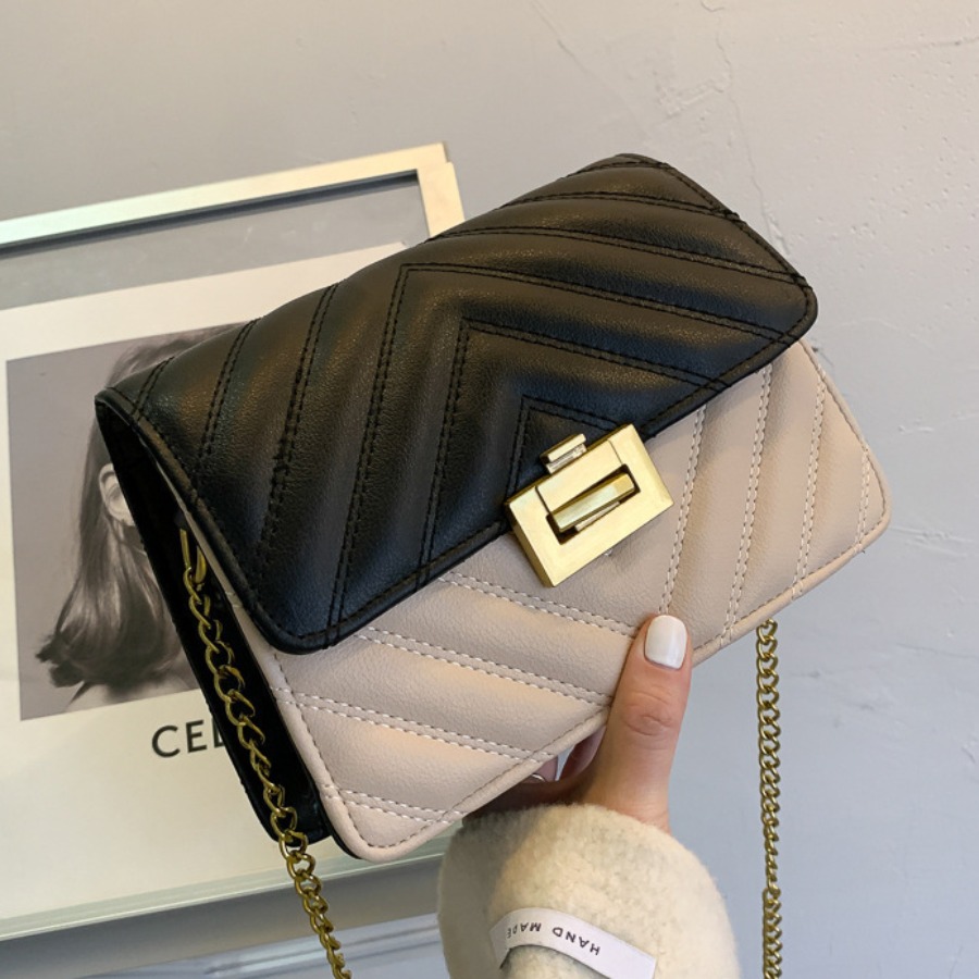 

Lovely Casual Chain Strap Black Crossbody Bag