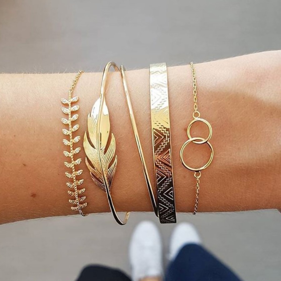 

Lovely Casual Floral Gold 5-piece Bracelet