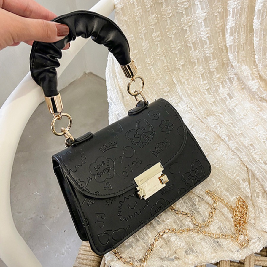 

Lovely Casual Letter Decoration Black Crossbody Bag