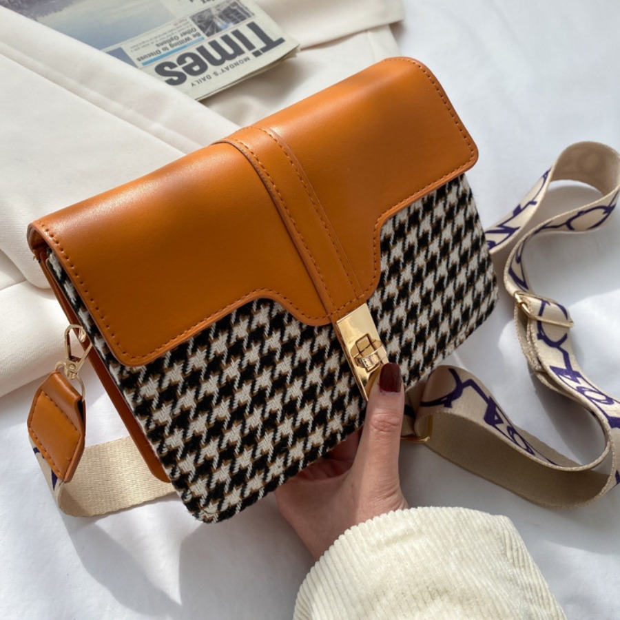 

Lovely Casual Plaid Letter Print Brown Crossbody Bag