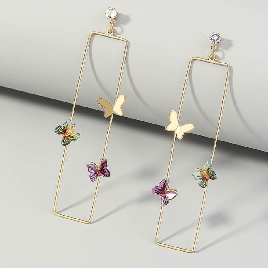

Lovely Casual Butterfly Gold Earring